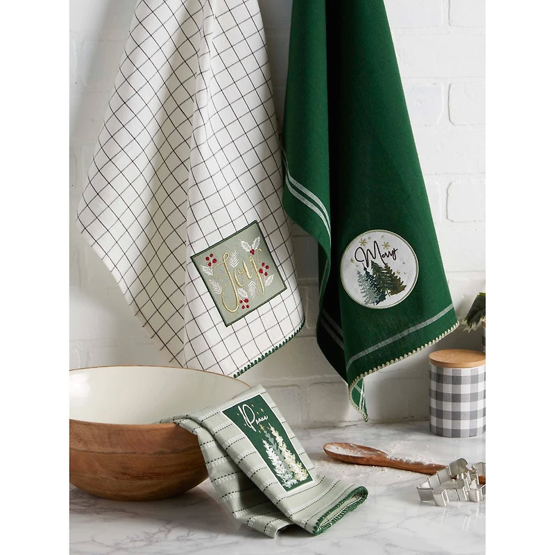 DII® Winter Woods Embellished Dishtowel Set