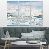 Designart - Vatnajokull Glacier in Iceland