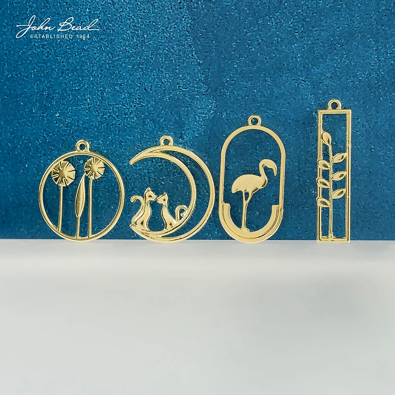 John Bead 26mm Gold Moon with Cats Beadwork Pendants, 4ct.