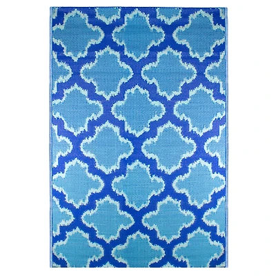 Blue Quatrefoil Rectangular Outdoor Area Rug, 4ft. x 6ft.