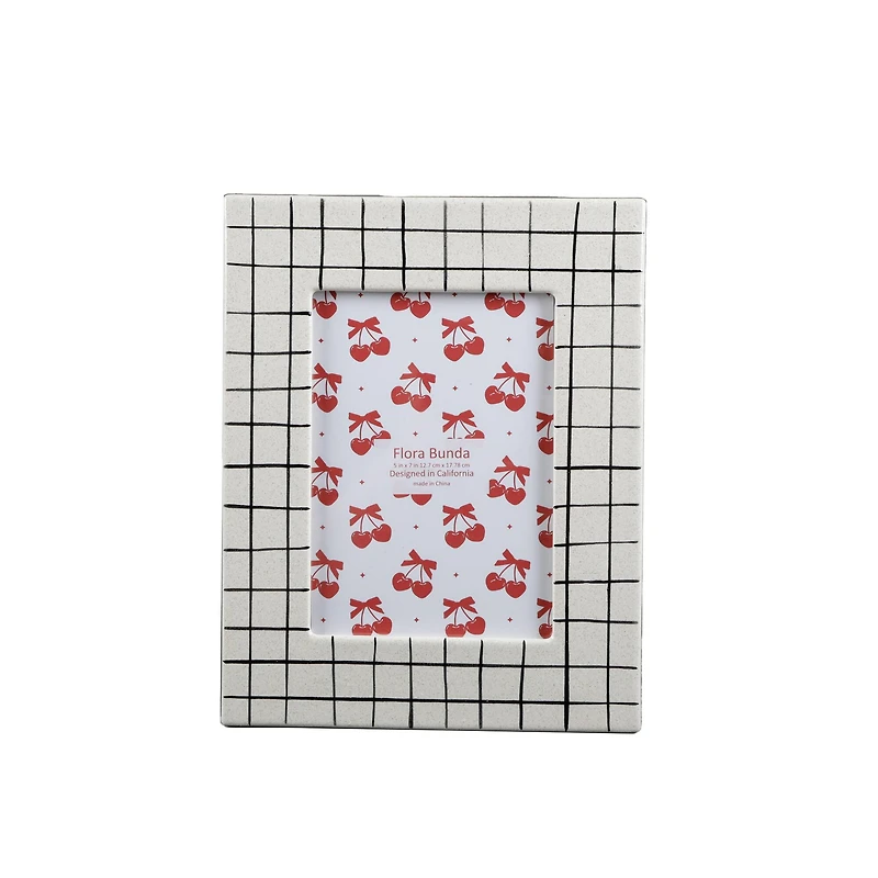 Flora Bunda® 5" x 7" White Checker Line Ceramic Frame