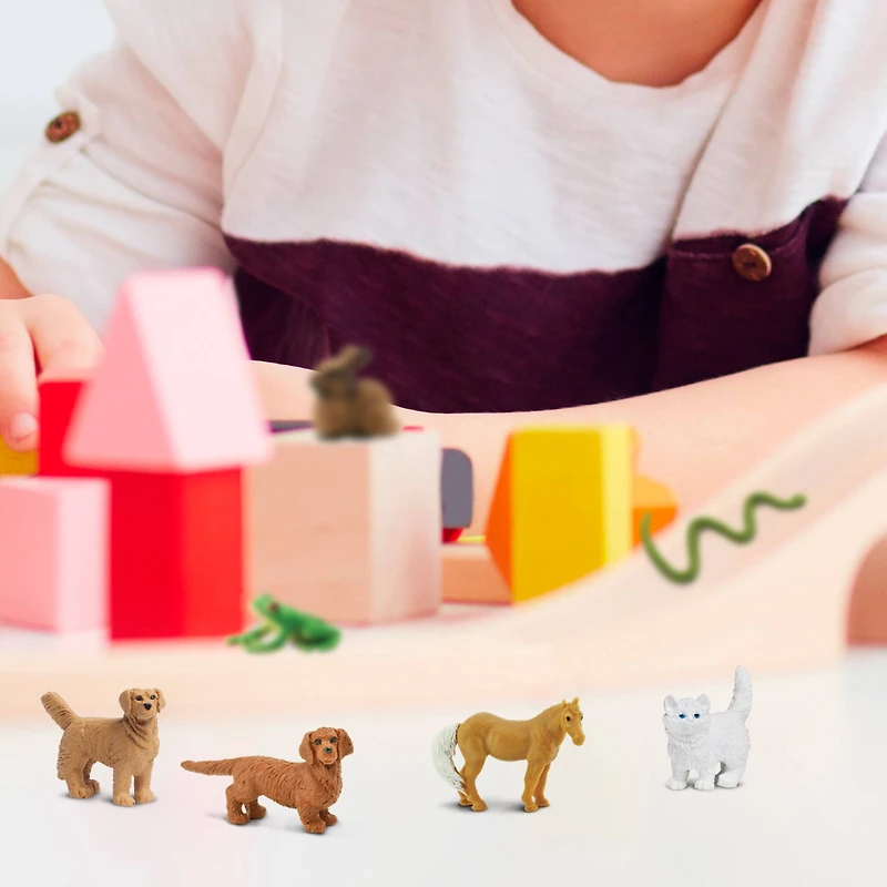 Safari Ltd® Good Luck Minis® Pets Fun Pack
