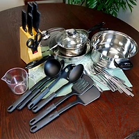 Gibson® Total Kitchen Lybra 32-Piece Cookware Combo Set