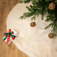 Faux Fur Round Tree Skirt - 84“ - White