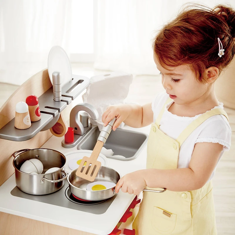 Hape White Fully Equipped Gourmet Kitchen
