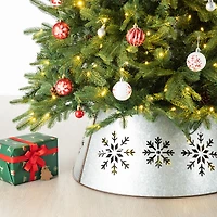 Glitzhome® Silver 26" LED Snowflake Cutout Metal Tree Collar