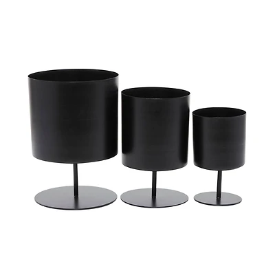 The Novogratz Black Modern Planter, Set of 3" 14", 12", 10"