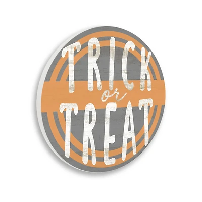 Stupell Industries Vintage Trick Or Treat Sign Wall Plaque Art