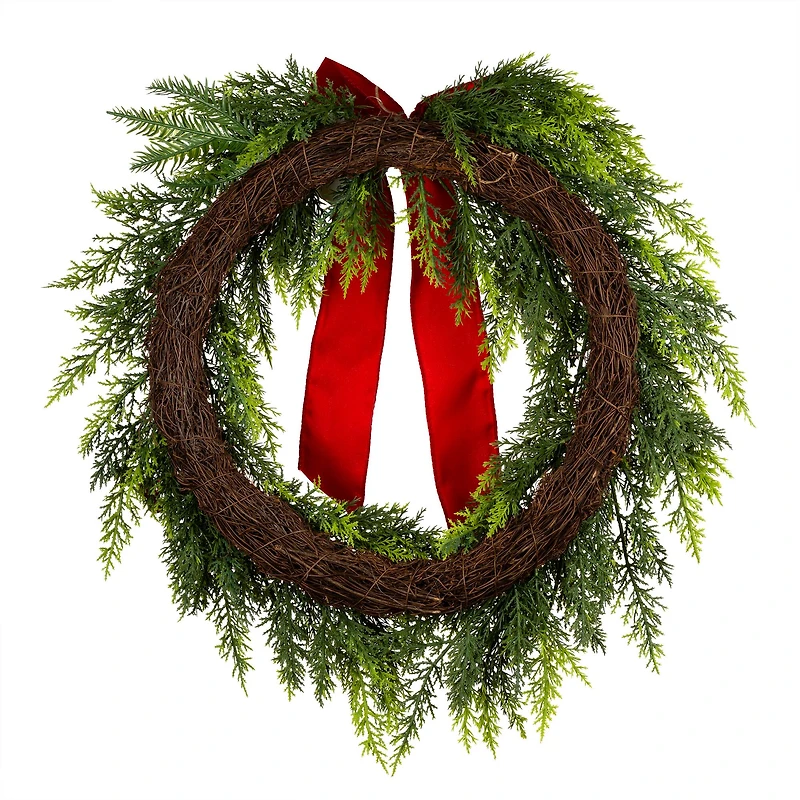 24" Christmas Classic Wreath