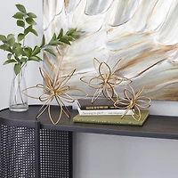 CosmoLiving by Cosmopolitan Gold Metal Abstract Flower Sculpture Set