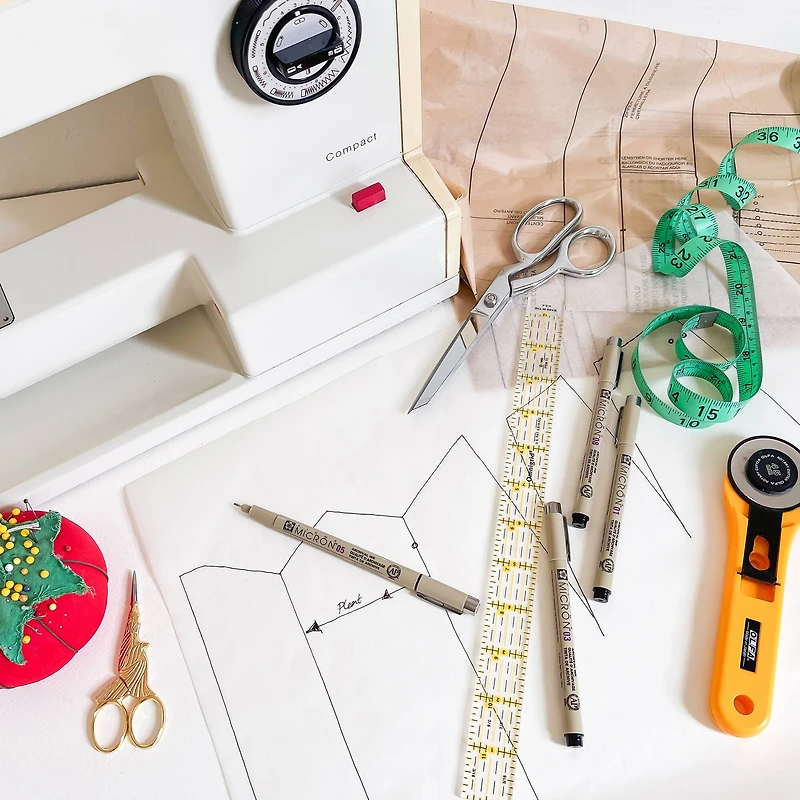 Pigma® Micron® 73 Pen Gift Set