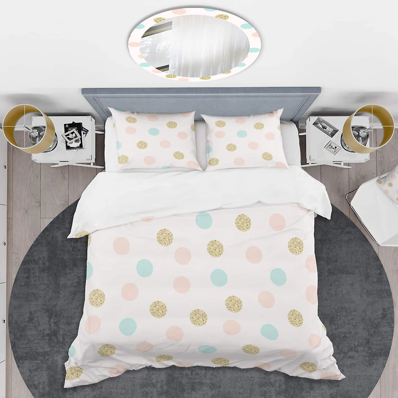 Designart 'Gold Chic Design III' Mid-Century Duvet Cover Set