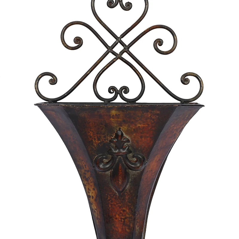 Brown Metal Traditional Planter Set