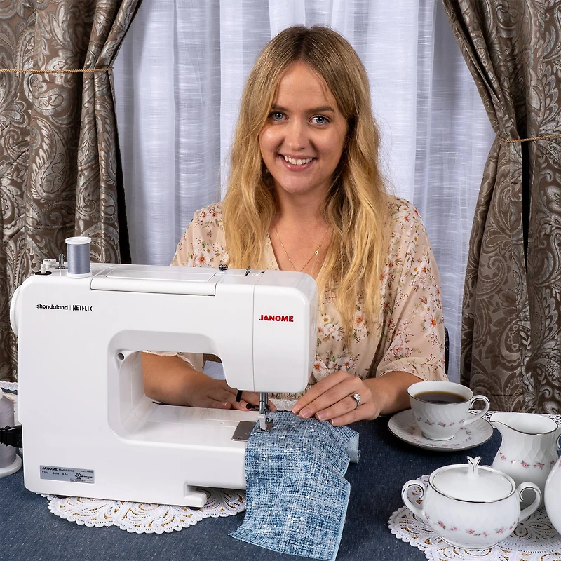 Janome Bridgerton Collection Easy-to-Use 15-Stitch Sewing Machine