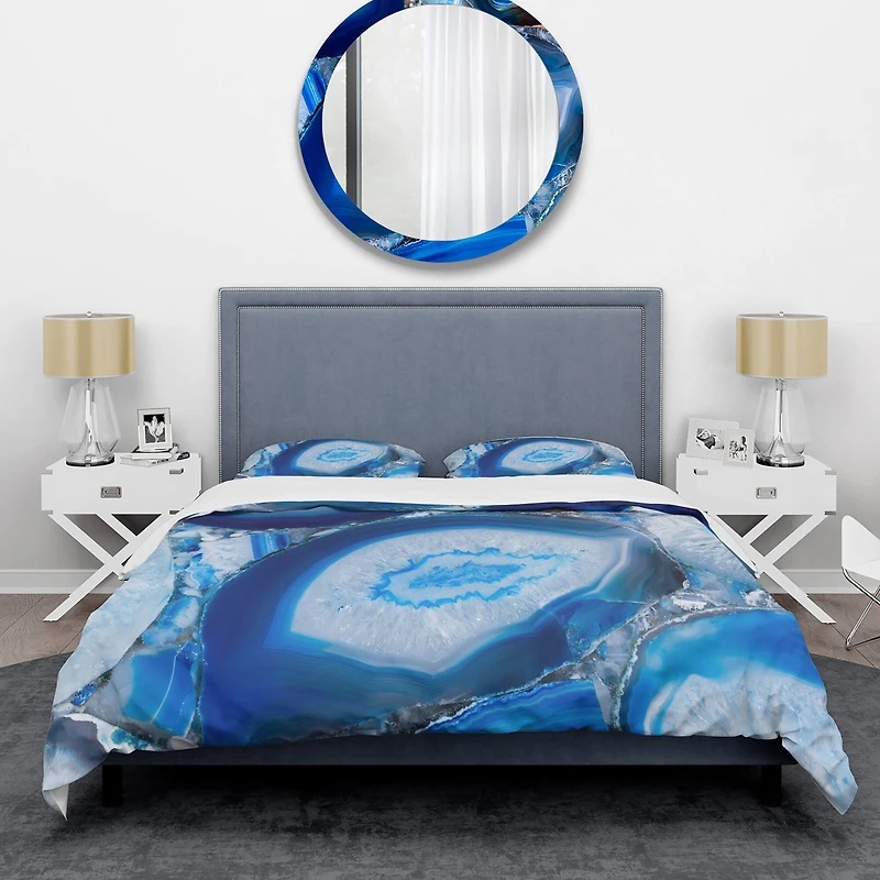 Designart 'Blue Agate Geode' Mid-Century Modern Bedding Set
