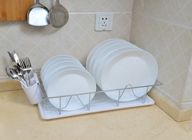 Kitchen Details White 3-Piece Chrome Dish Rack with Tray