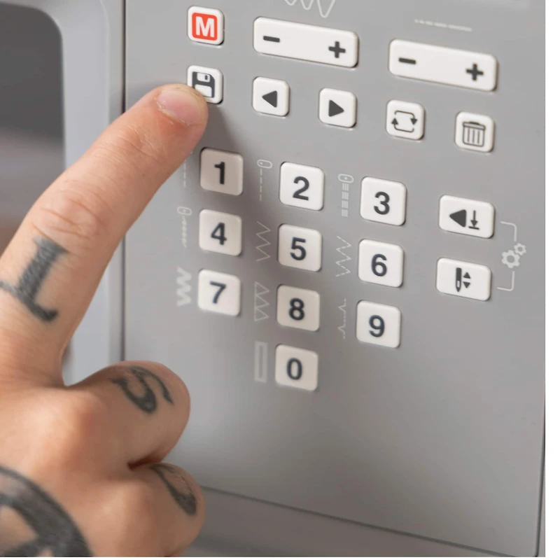 SINGER® HD6700C Heavy Duty Sewing Machine