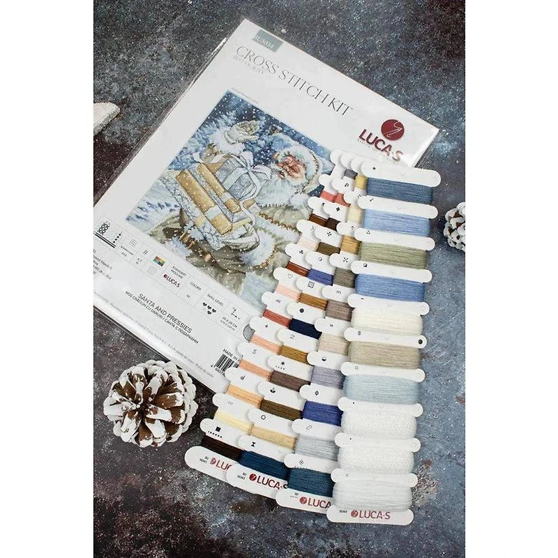 Luca-S Santa & Presents Counted Cross Stitch Kit