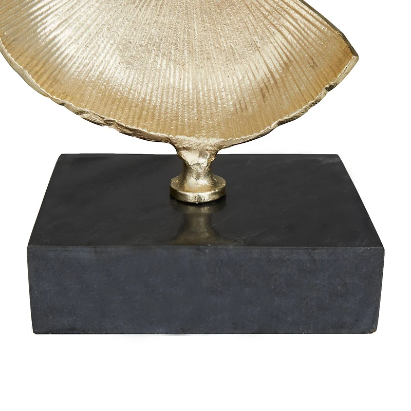 CosmoLiving by Cosmopolitan 31.5" Aluminum Glam Sculpture