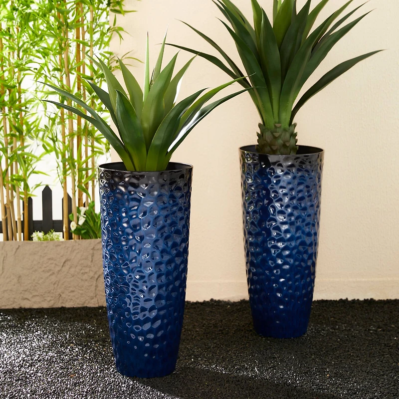 Glitzhome® 31" Eco-Friendly Honeycomb Textured Tall Plastic Planters
