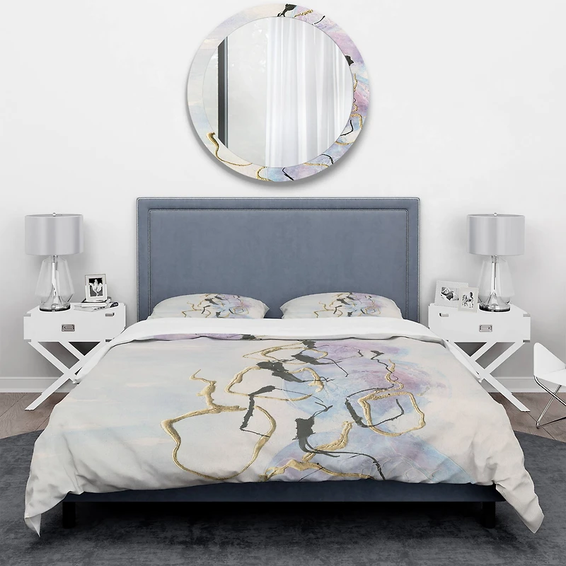 Designart 'Gold Lines on Pastel I' Geometric Bedding Set