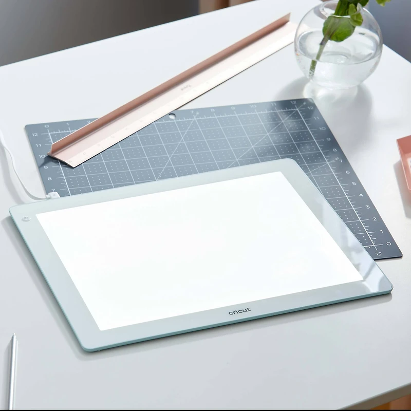 Cricut® BrightPad™ Mint