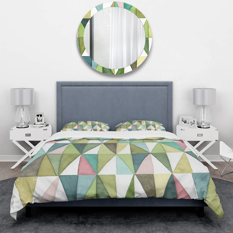 Designart 'Mixed Green Geometric Pattern II' Geometric Bedding Set