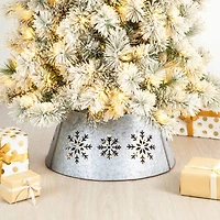 Glitzhome® 21" Snowflake Diecut Metal Tree Collar with Light String