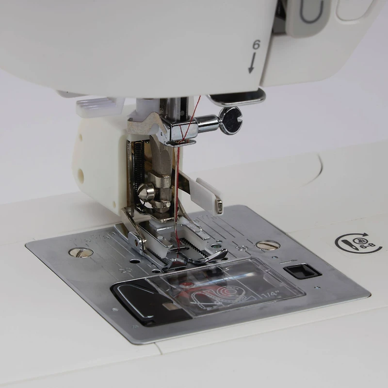 SINGER® 9960 Quantum Stylist™ Computerized Sewing Machine