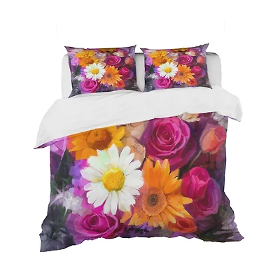Designart 'Bouquet of Flowers Watercolor' Traditional Bedding Set