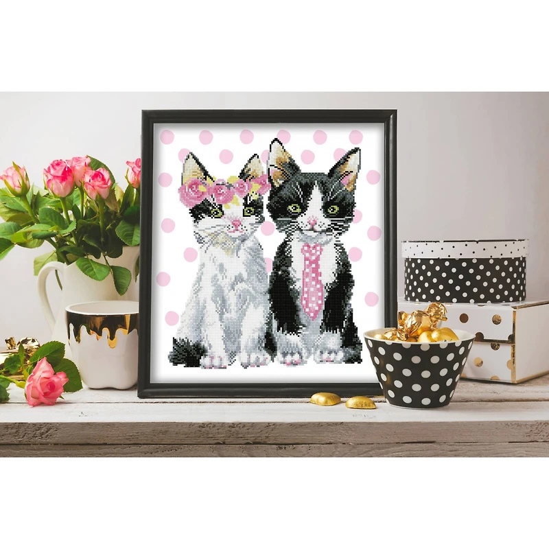 Diamond Dotz® Intermediate Mr. & Mrs. Pink Diamond Painting Kit