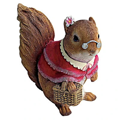 Design Toscano 6" Grandmother Squirrel Statue