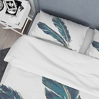 Designart 'Gold Indigo Feathers III' Glam Bedding Set