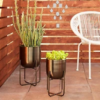 Metal Contemporary Stand Planter Set