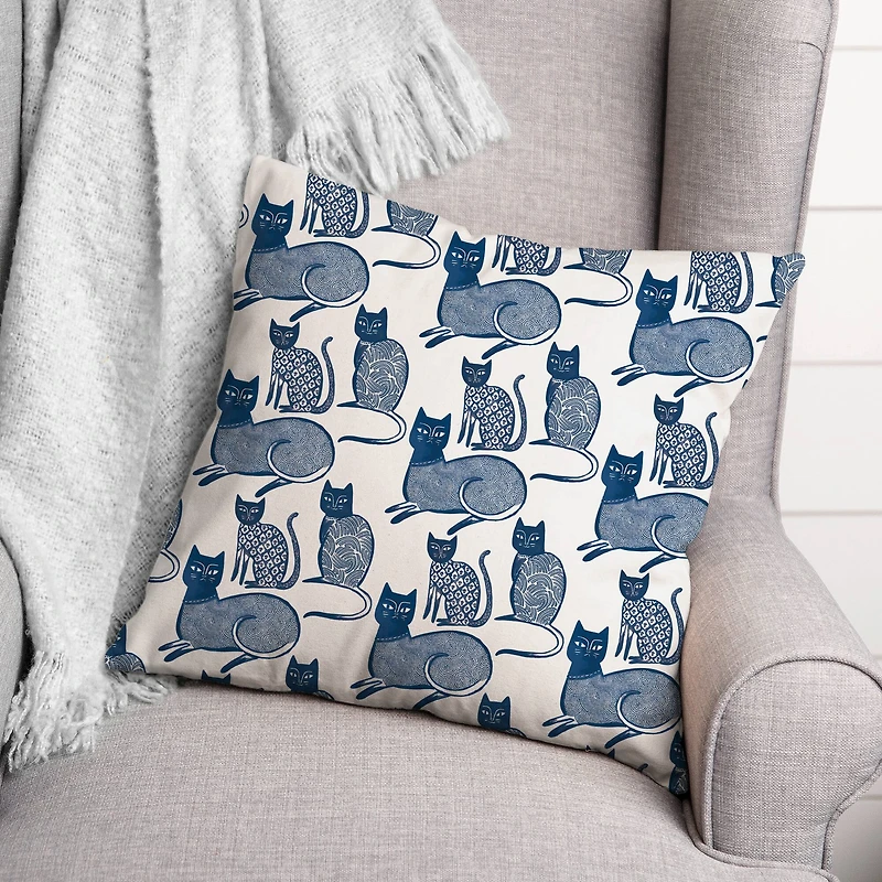 Blue Cat Pattern 18" x 18" Throw Pillow