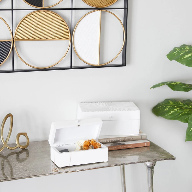 CosmoLiving by Cosmopolitan White Contemporary Box Set