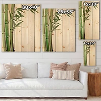 Designart - Detail of Dark Green Bamboo IV - Traditional Print on Natural Pine Wood