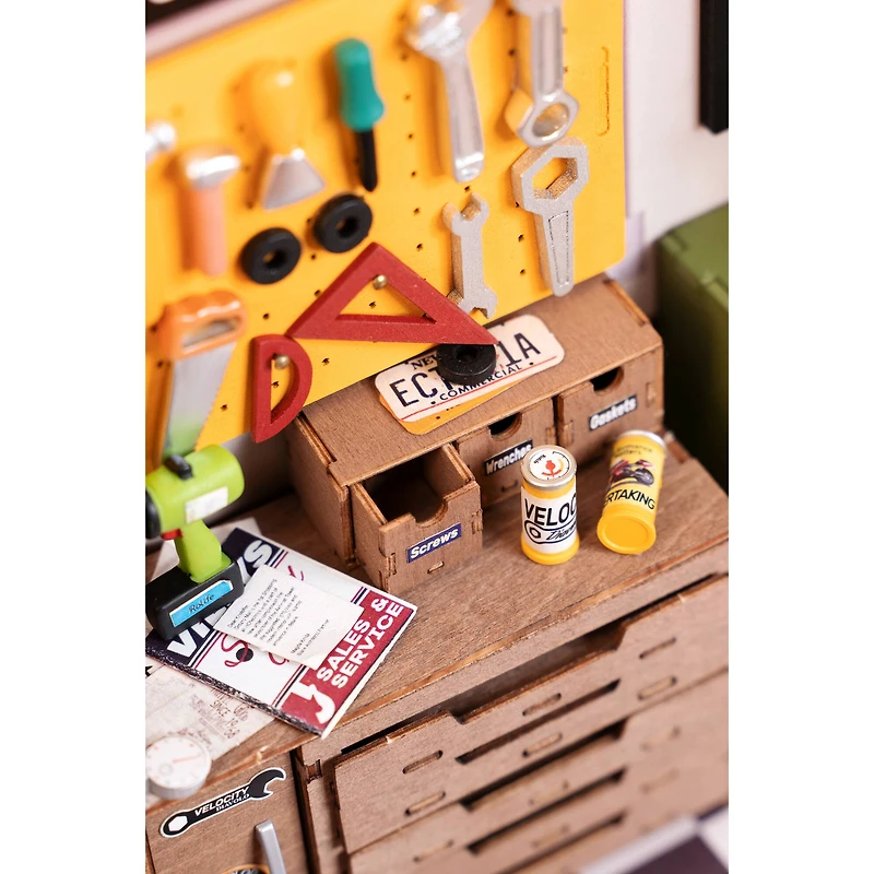 Rolife Garage Workship DIY Miniature House Kit