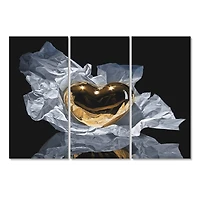 Designart - Heart Of Gold - Modern Canvas Wall Art