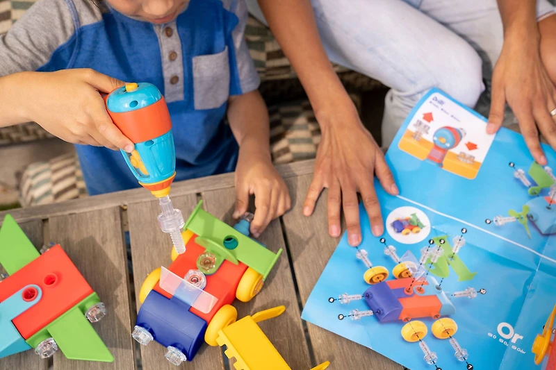 Educational Insights Design & Drill Build-It Bucket