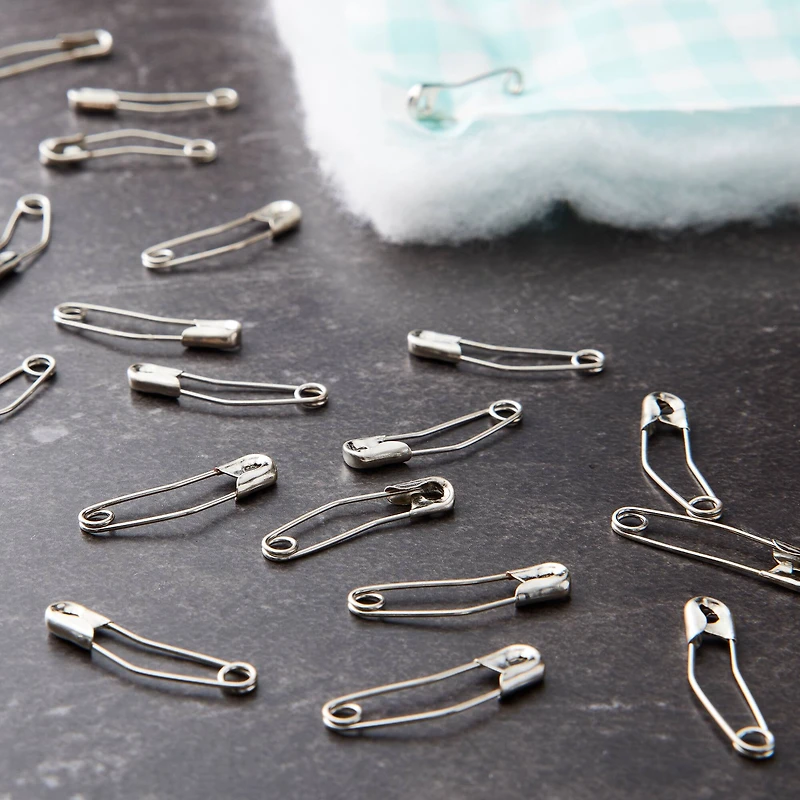 Loops & Threads™ Curved Safety Pins