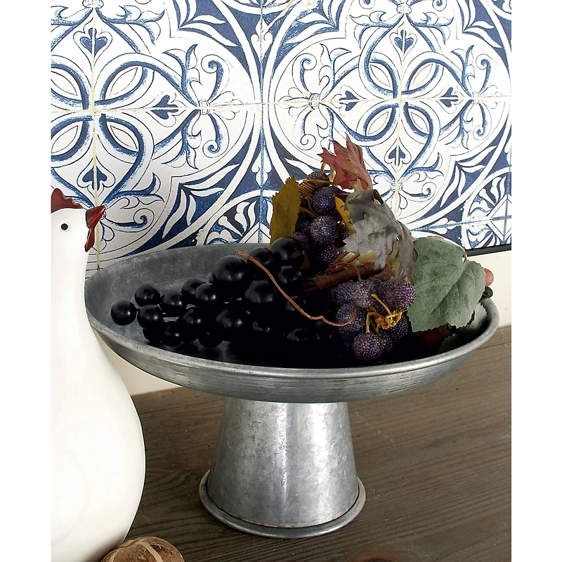 12" Gray Iron Farmhouse Cake Stand