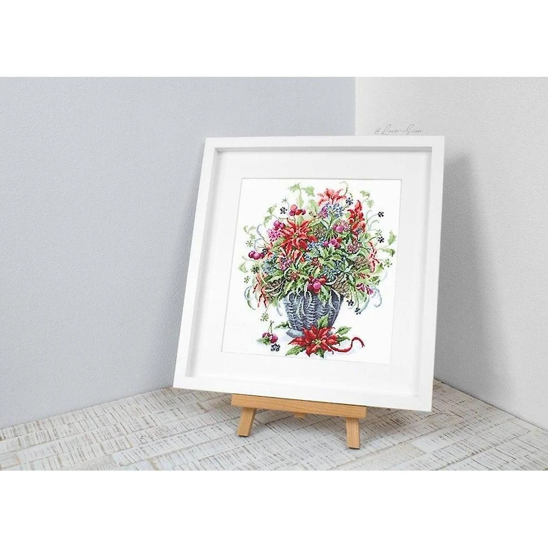 Luca-s December Bouquet? Counted Cross Stitch Kit