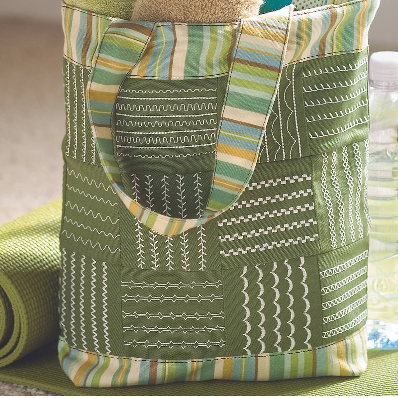 SINGER® HD4452 Heavy Duty Sewing Machine