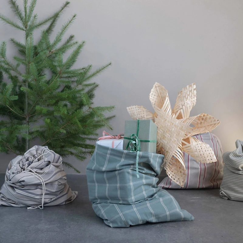 Hello Honey® 32" Santa Cotton Bag Set