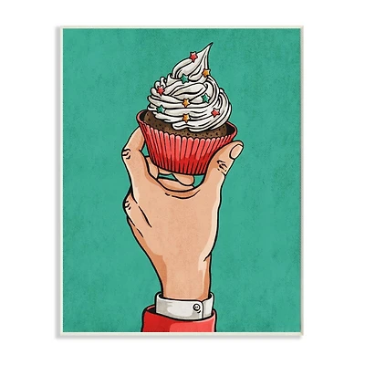 Stupell Industries Vintage Cupcake Wooden Wall Plaque