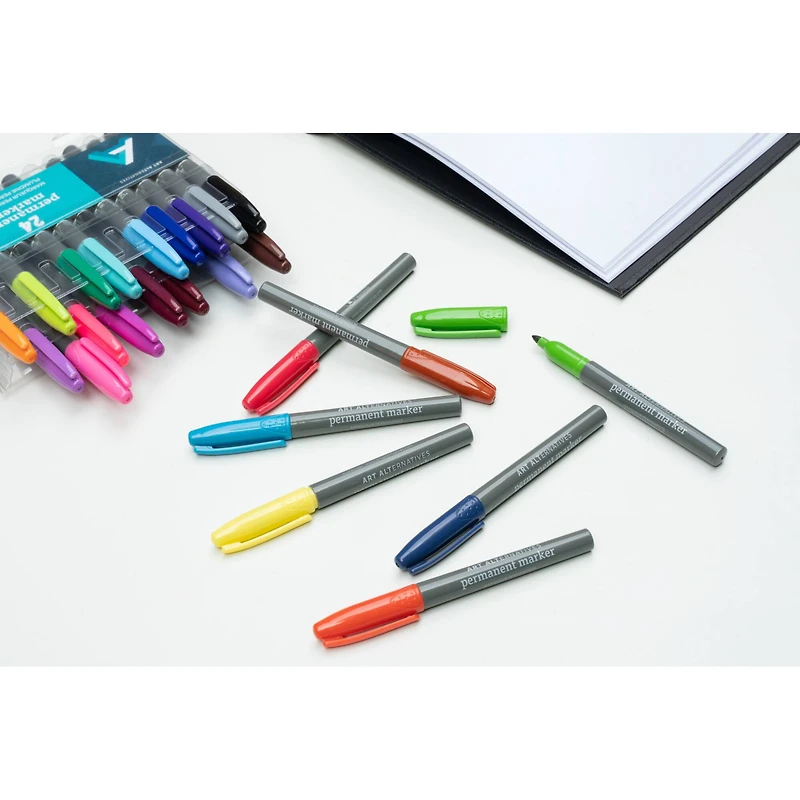 Art Alternatives Gold Fine Permanent Marker Set