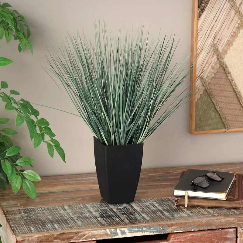 19" Onion Grass Artificial Plant with Black Plastic Pot