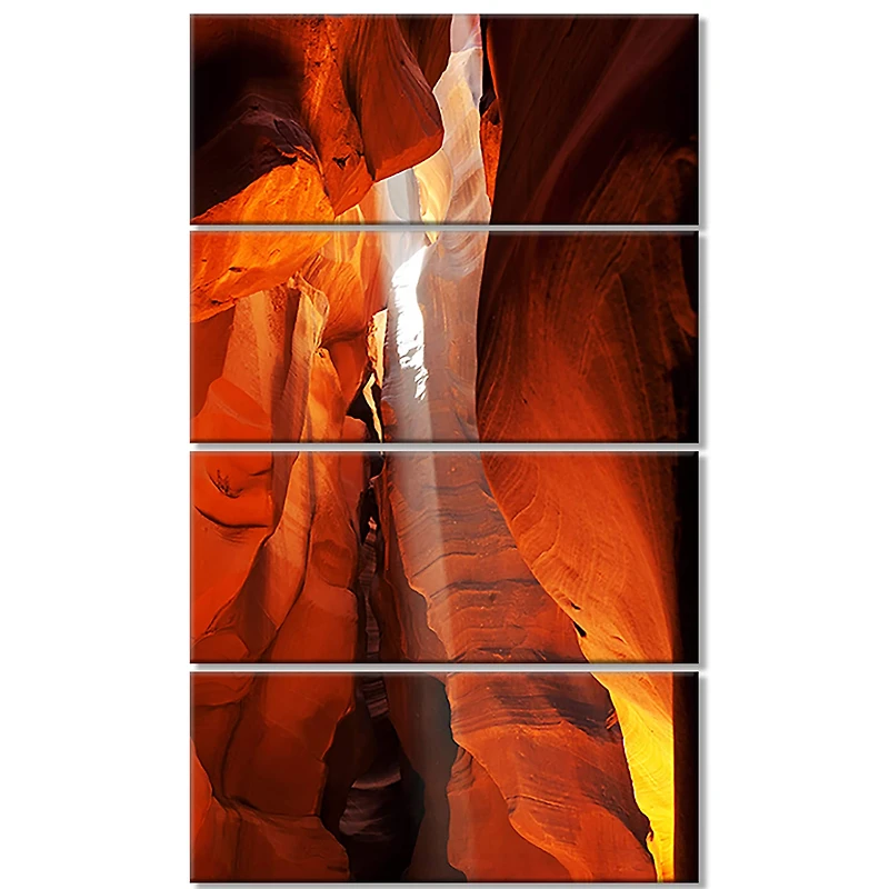 Designart - Antelope Canyon in Sunlight Rays