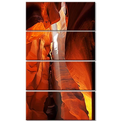 Designart - Antelope Canyon in Sunlight Rays